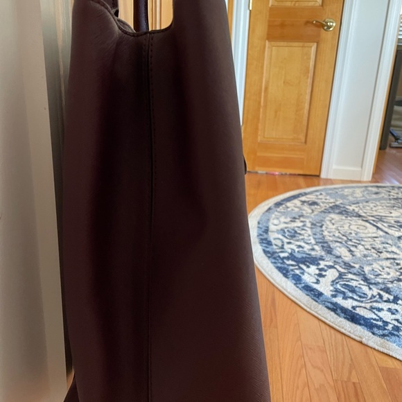 Kate spade wine colored large leather bag - Picture 3 of 8
